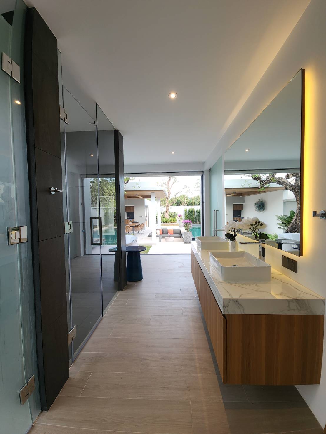 Wilawan Luna Vista 8